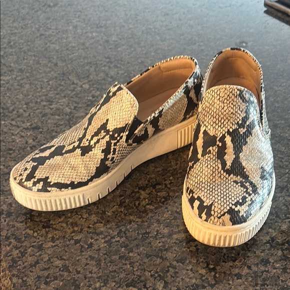 Naturalizer Snakeskin Patterned Slip-Ons - Picture 1 of 5